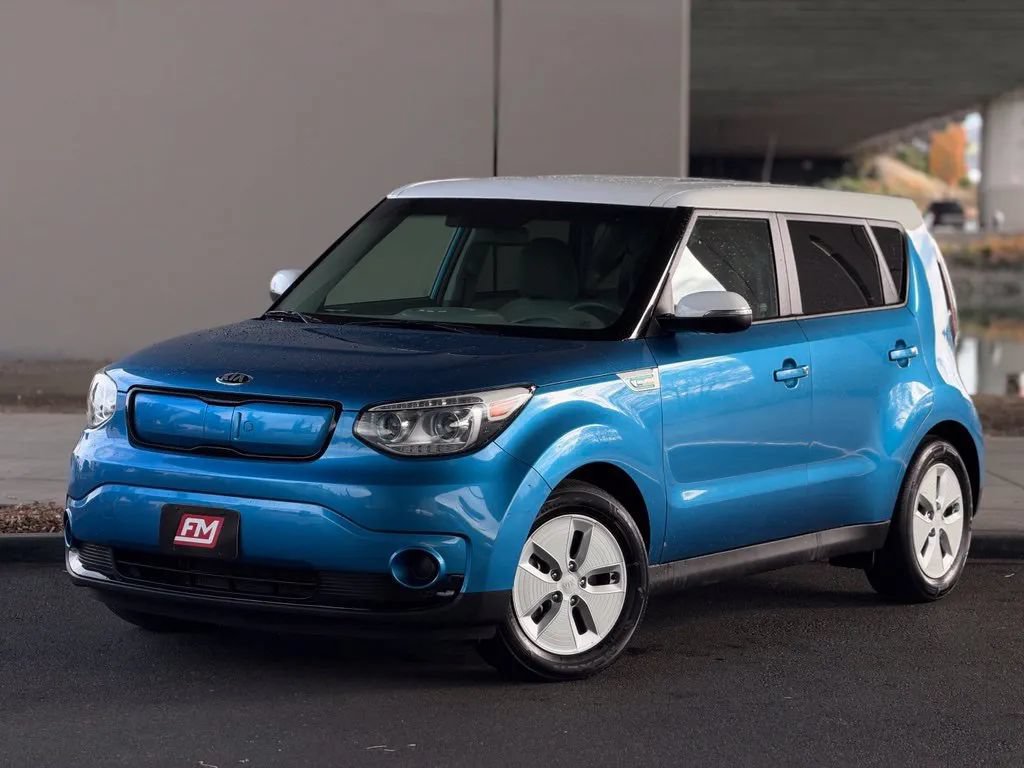 Used 2016 Kia Soul EV FWD image 4