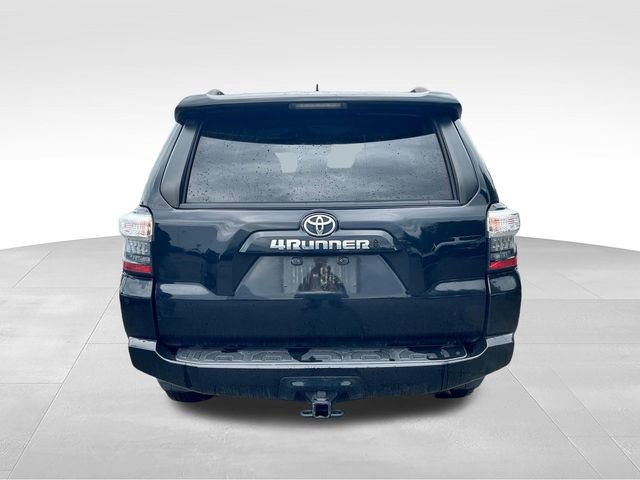 Used 2022 Toyota 4Runner SR5 RWD image 4
