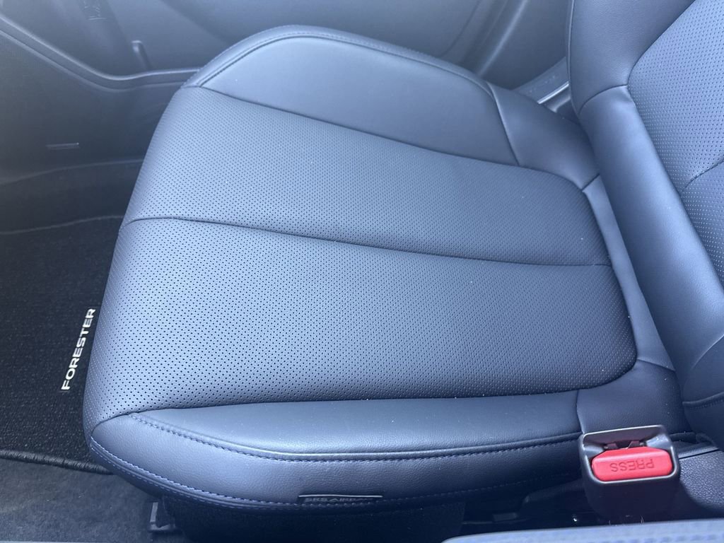 Used 2026 Subaru Forester Limited image 39