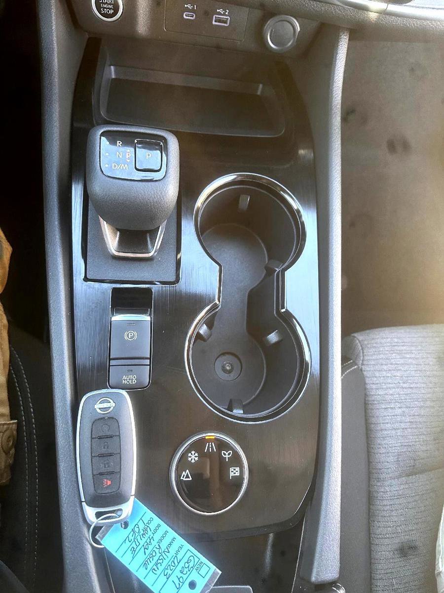 Used 2023 Nissan Rogue SV image 20