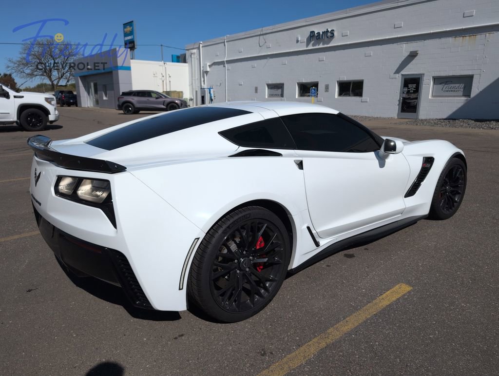 Used 2016 Chevrolet Corvette Z06 w/ 3LZ Preferred Equipment Group RWD image 3