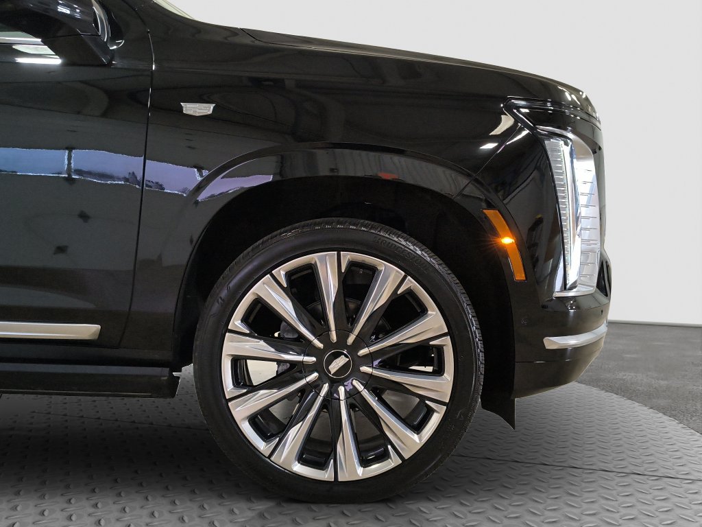 Used 2026 Cadillac Escalade Platinum Luxury AWD/4WD image 30