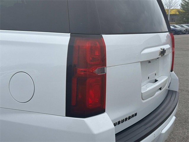 Used 2019 Chevrolet Suburban Premier image 13