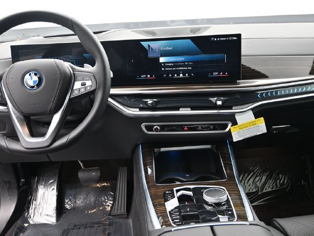 New 2026 BMW X5 xDrive50e w/ Climate Comfort Package AWD/4WD image 14