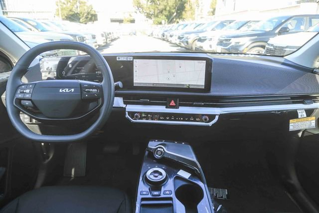 New 2025 Kia EV6 Wind image 15