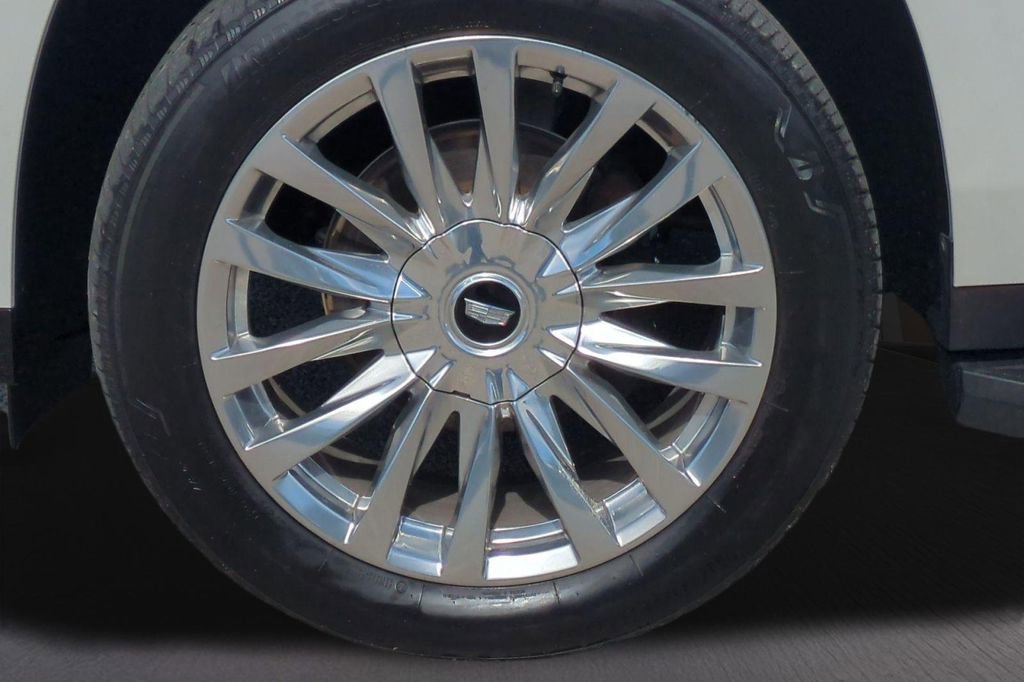 Used 2021 Cadillac Escalade Premium Luxury image 19
