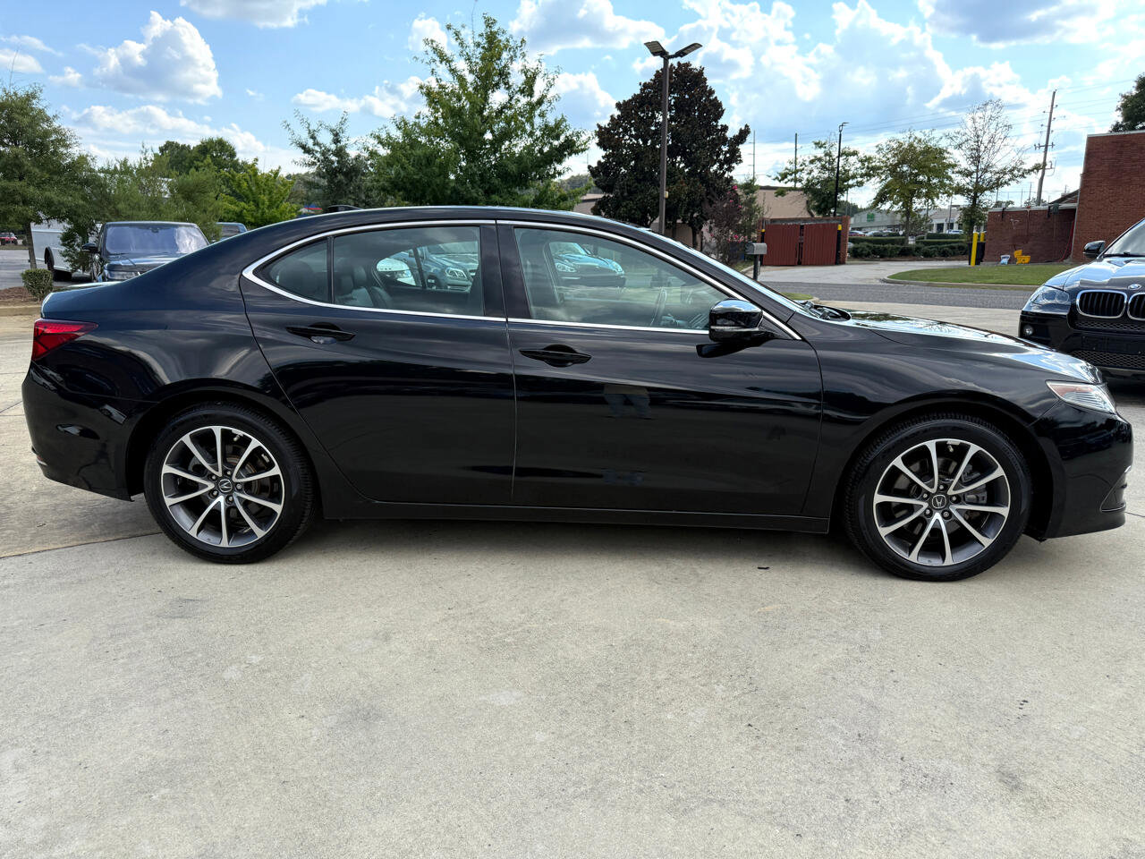 Used 2017 Acura TLX V6 w/ Technology Package image 6