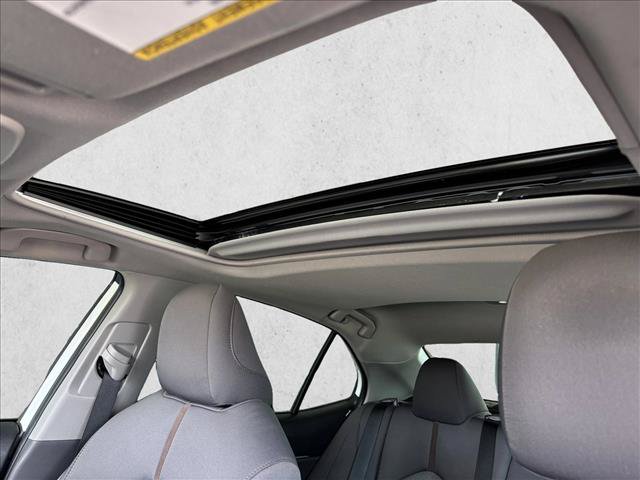 Used 2020 Toyota Camry LE w/ Sunroof Package FWD image 12