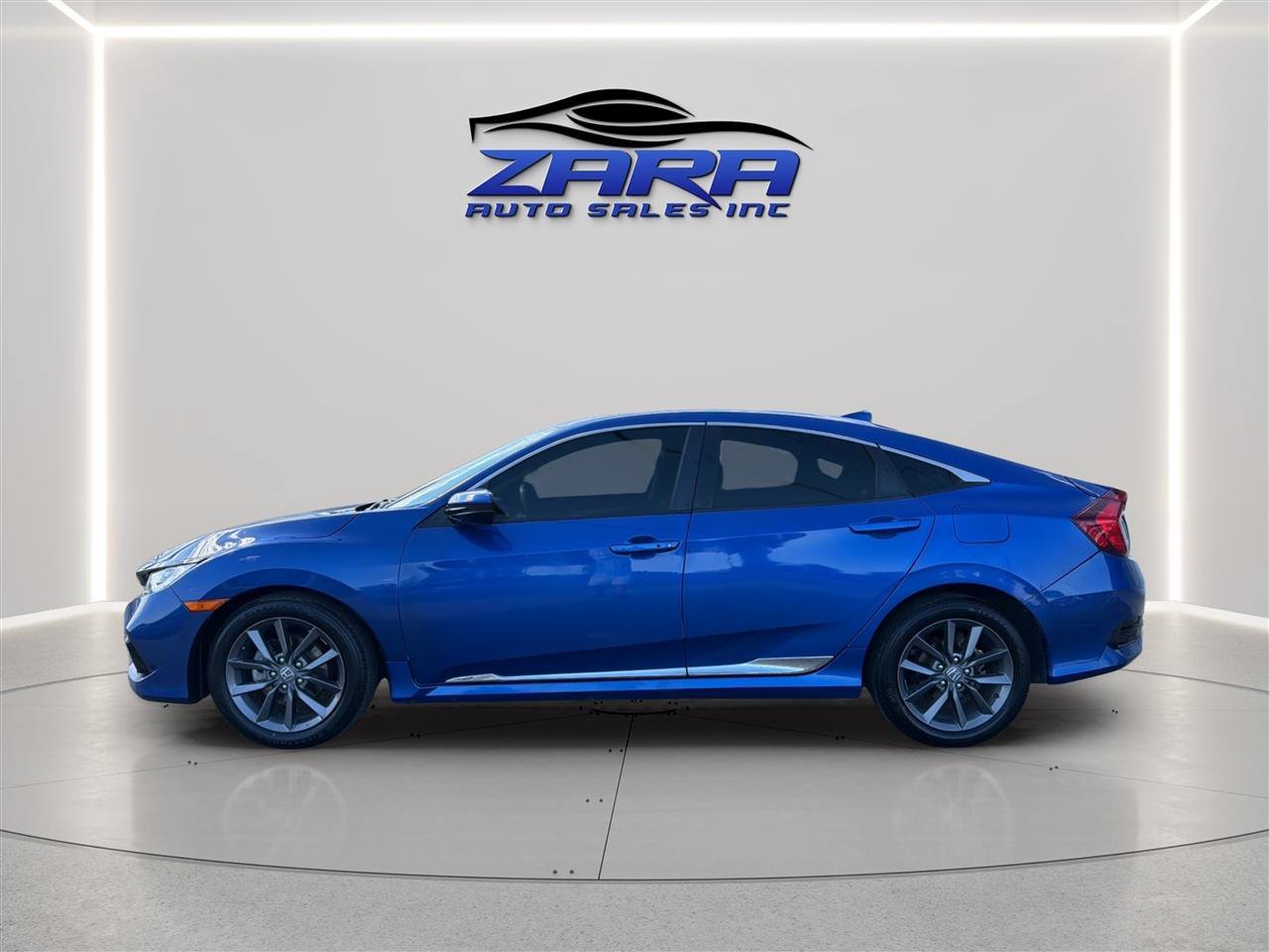 Used 2020 Honda Civic EX image 4