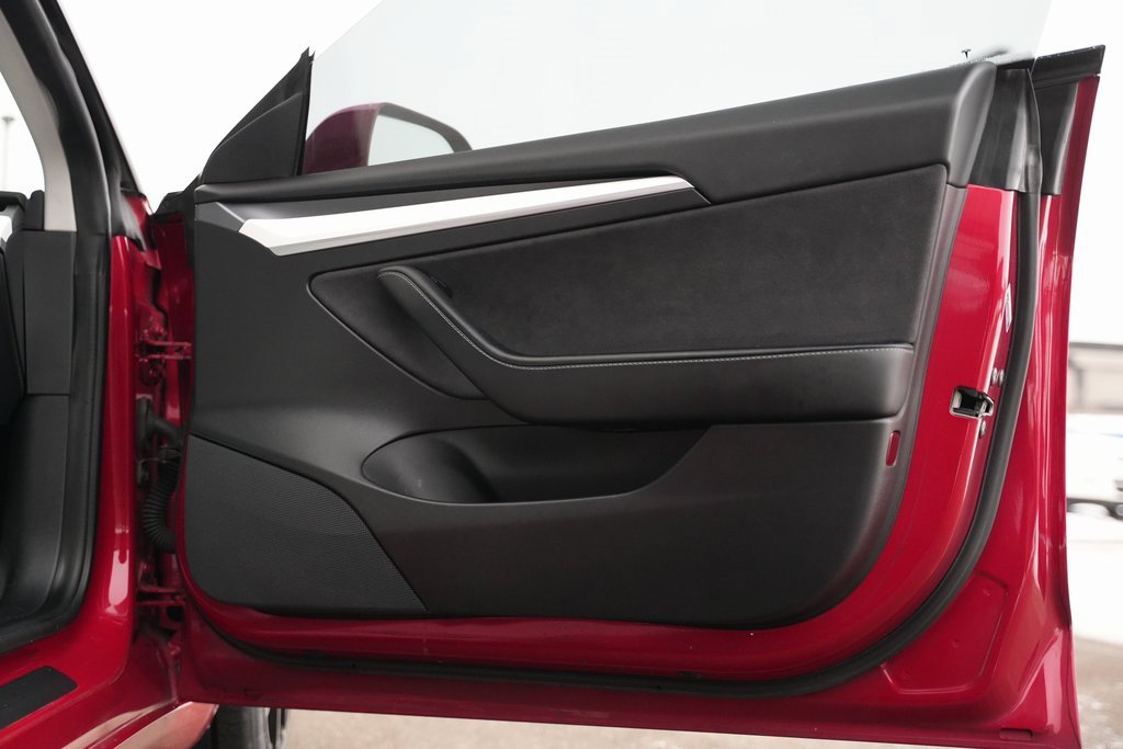Used 2021 Tesla Model 3 Performance image 46