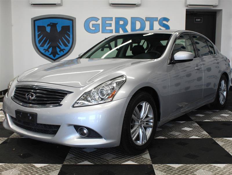 Used 2012 INFINITI G37 Journey w/ Premium Pkg