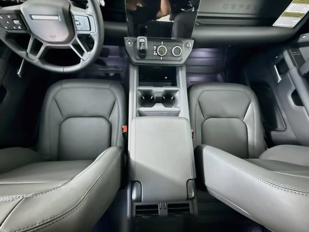 New 2026 Land Rover Defender 110 X-Dynamic SE AWD/4WD image 16