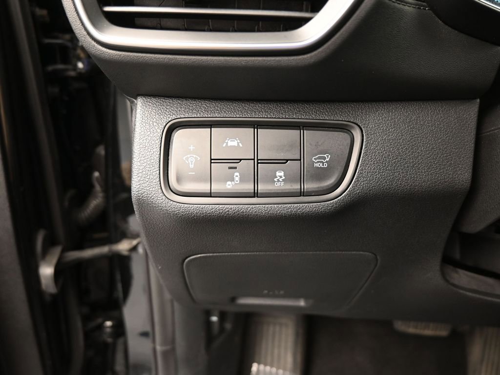 Used 2019 Hyundai Santa Fe SEL image 32