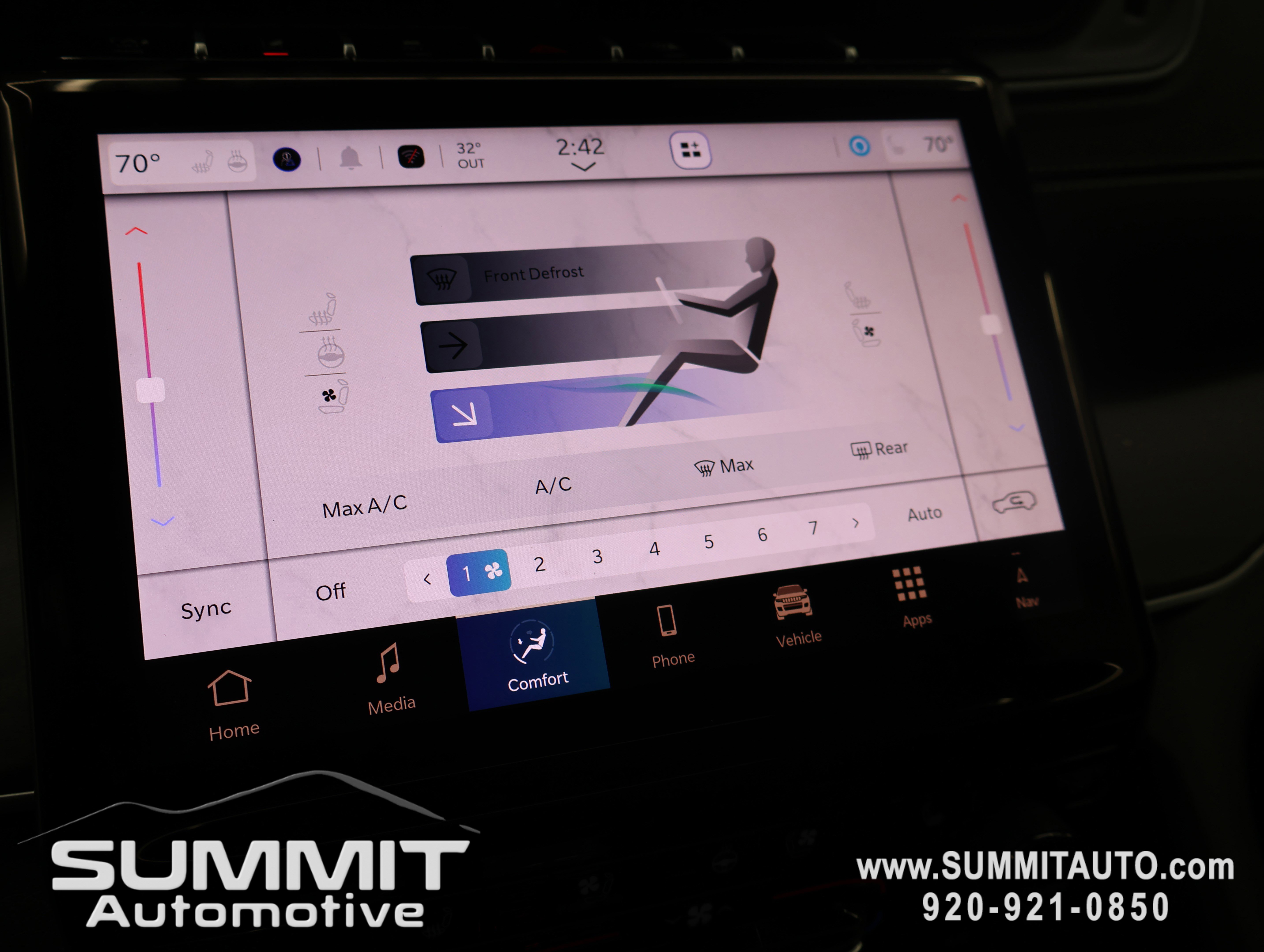 New 2025 Jeep Grand Cherokee Limited w/ Luxury Tech Group II AWD/4WD image 56