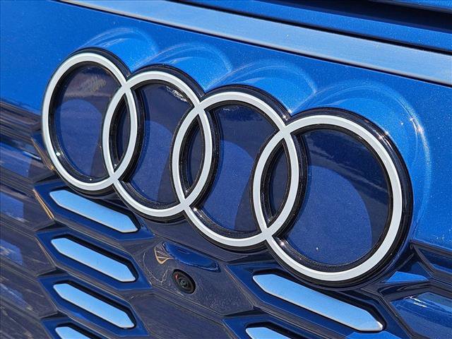 Certified 2025 Audi SQ6 e-tron Premium Plus w/ Premium Plus AWD/4WD image 30