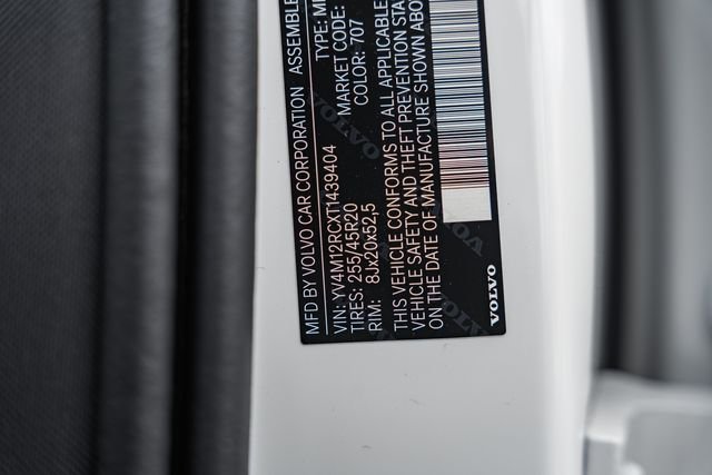 New 2026 Volvo XC60 B5 Plus w/ Protection Package Premier image 41