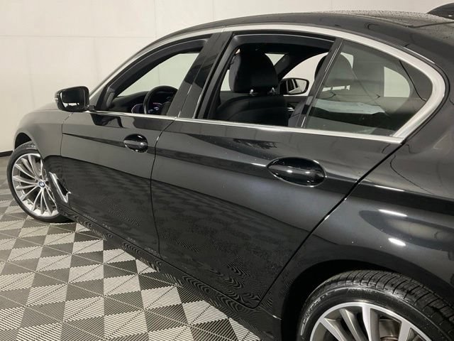 Certified 2023 BMW 530i xDrive w/ Premium Package AWD/4WD image 33