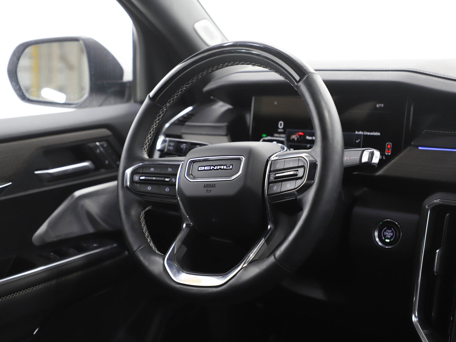 Used 2025 GMC Acadia Denali w/ Super Cruise Package AWD/4WD image 15