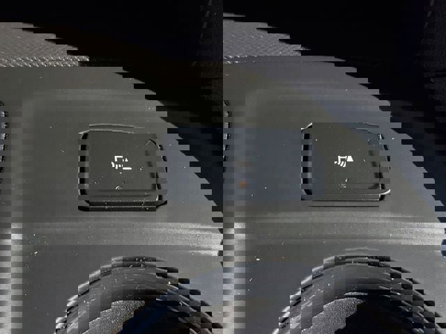 Used 2022 Chevrolet Equinox RS image 32