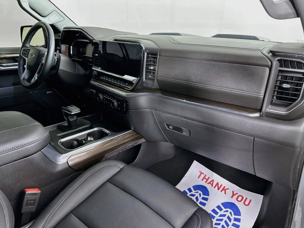 Used 2024 Chevrolet Silverado 1500 LT Trail Boss AWD/4WD image 36