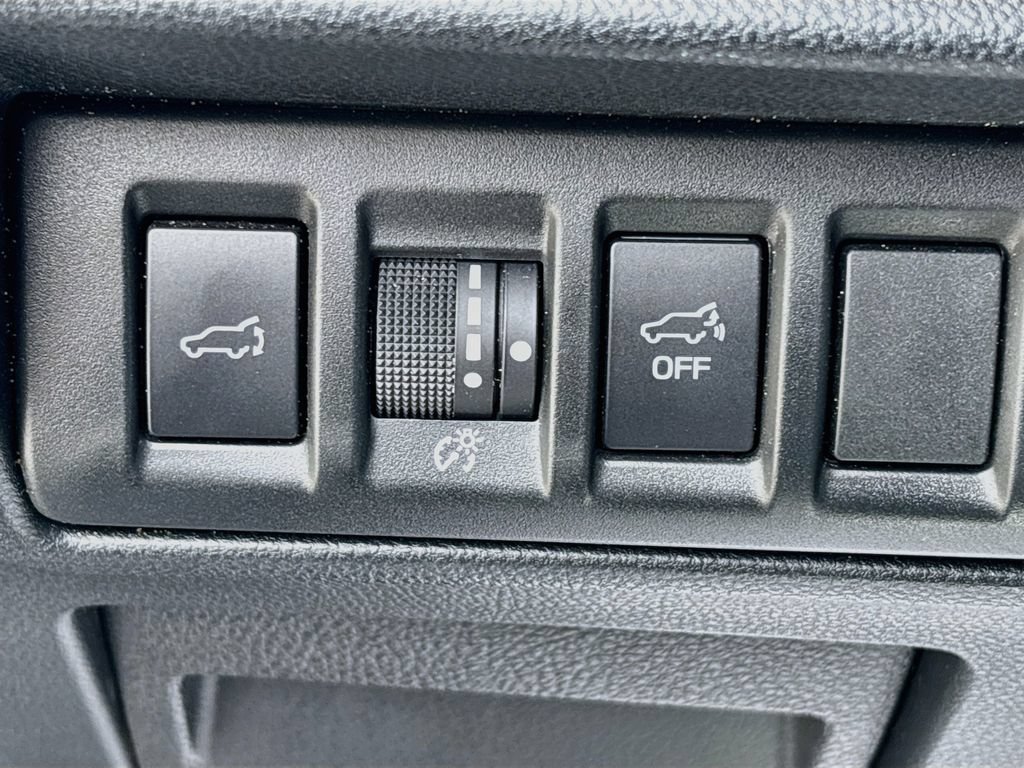 Used 2022 Subaru Outback Limited AWD/4WD image 10