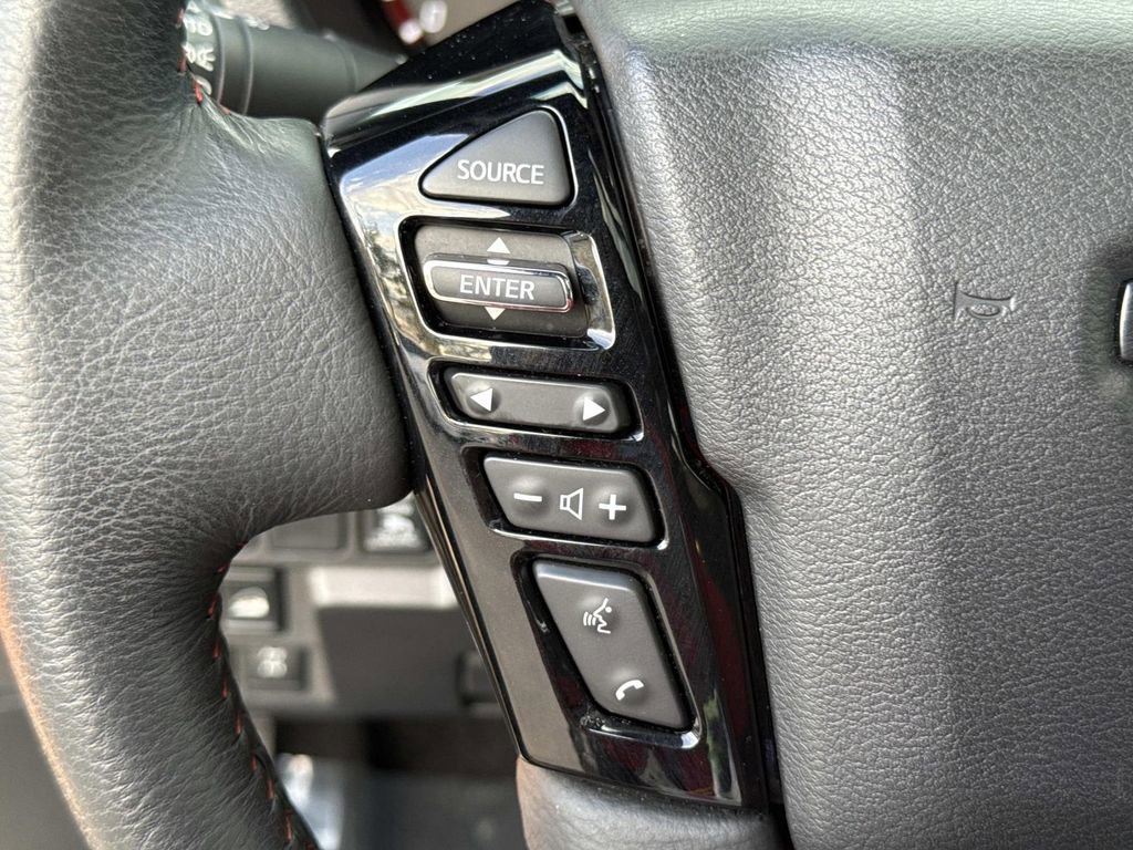 Used 2024 Nissan Frontier PRO-4X w/ Pro Premium Package image 43