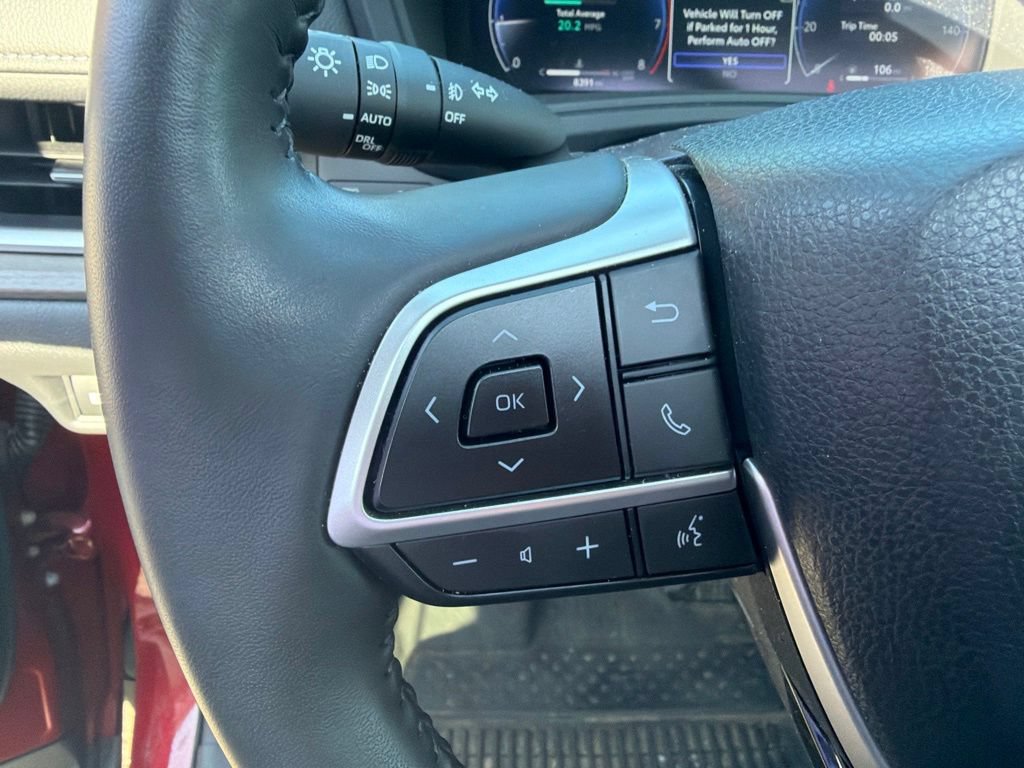 Used 2026 Toyota Grand Highlander AWD image 18