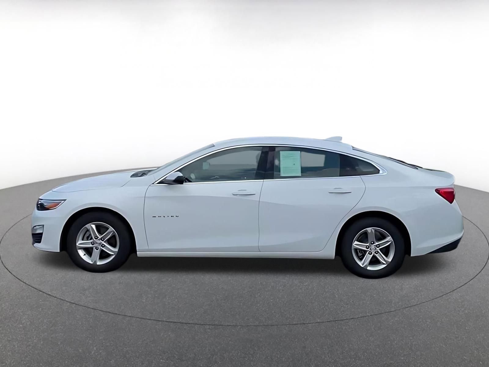 Used 2024 Chevrolet Malibu LT FWD image 10