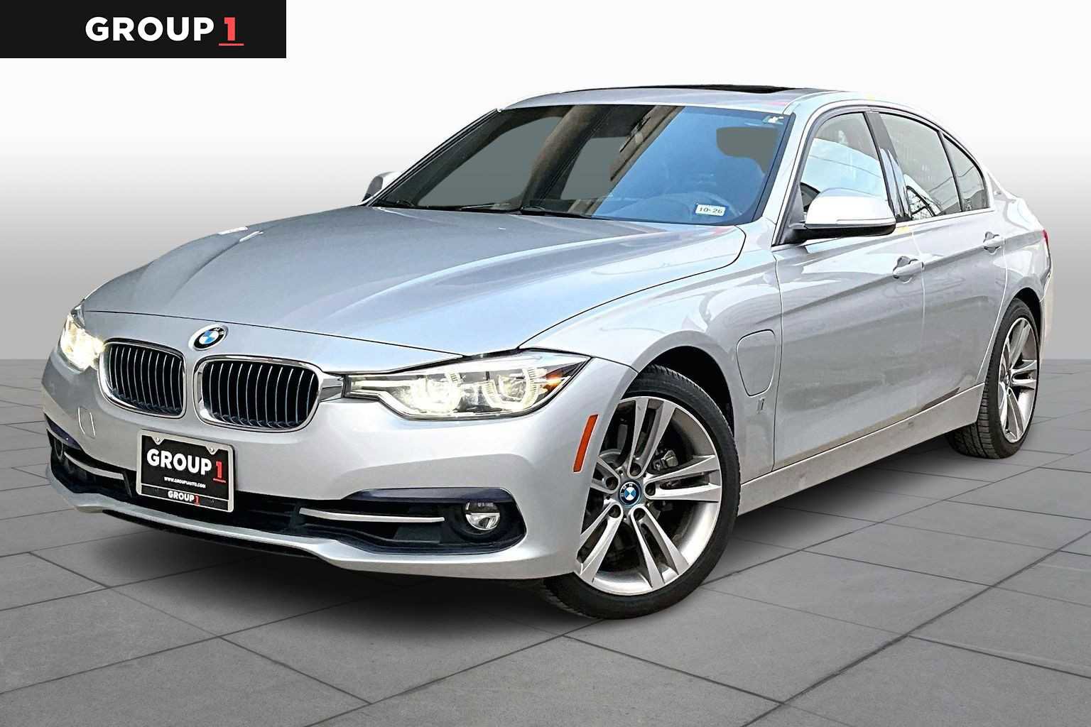 Used 2018 BMW 330e image 1
