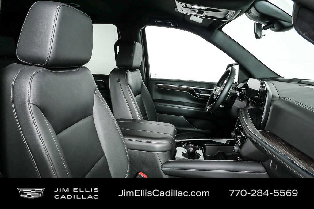 Used 2025 Chevrolet Tahoe LT RWD image 22
