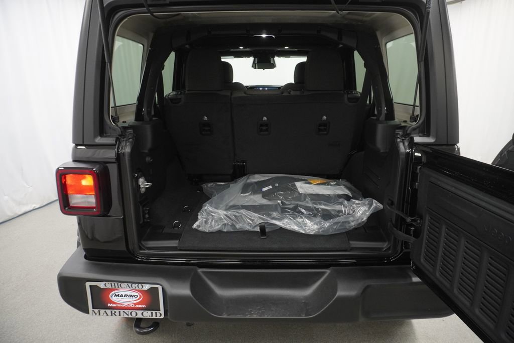 New 2026 Jeep Wrangler Unlimited Sport AWD/4WD image 31