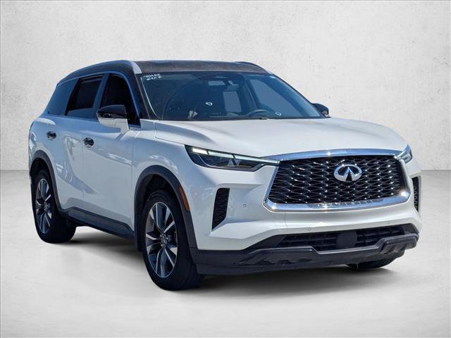 Used 2023 INFINITI QX60 Luxe w/ Cargo Package AWD/4WD video 3
