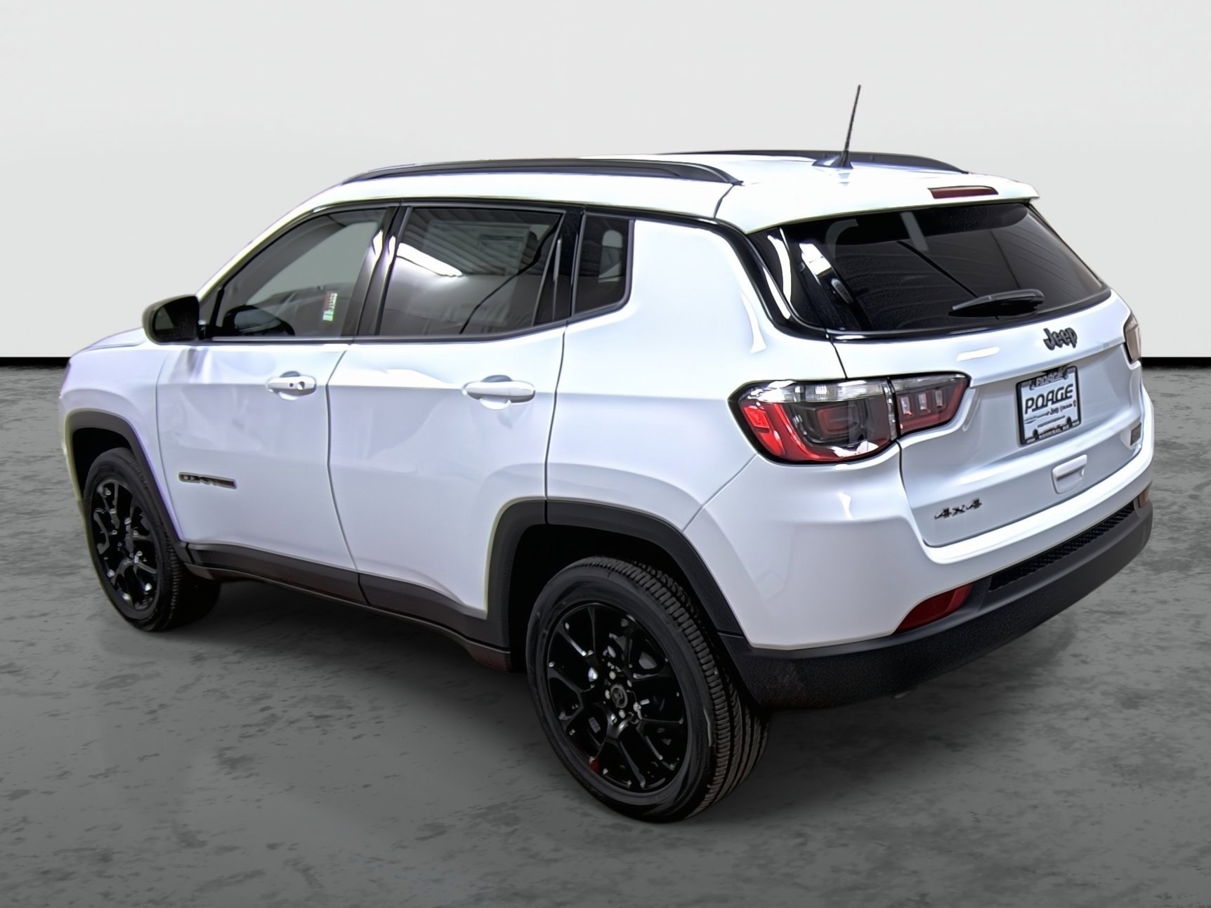 New 2026 Jeep Compass Latitude image 2