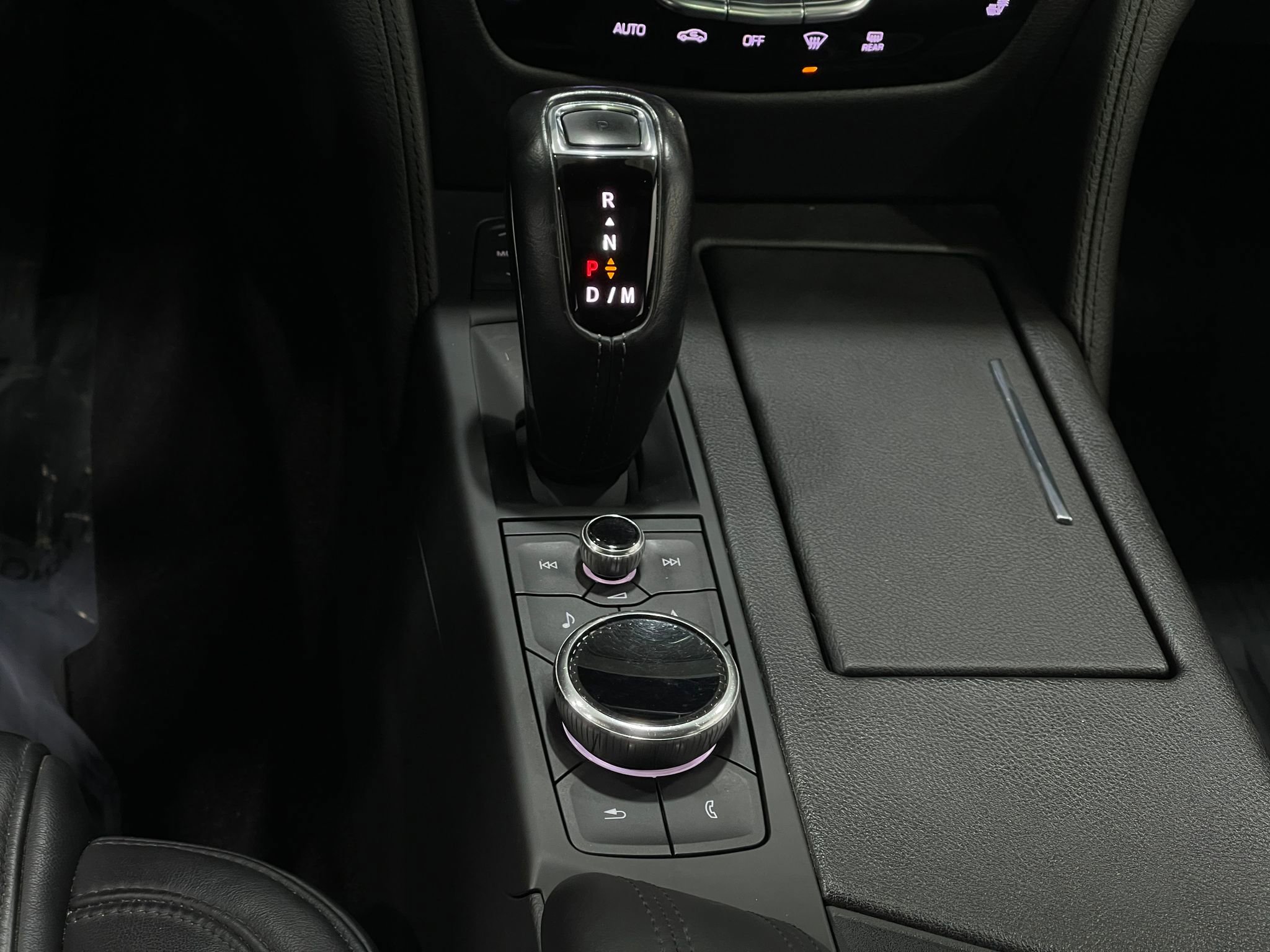 Used 2019 Cadillac CT6 Luxury w/ Driver Awareness Package image 30