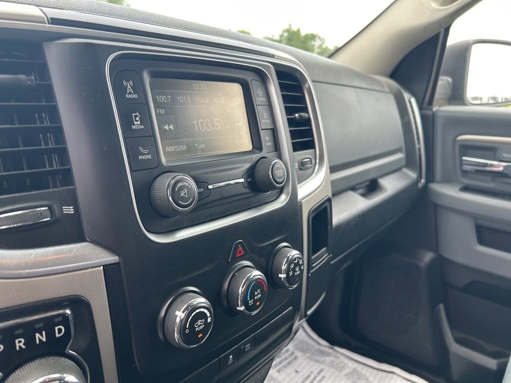 Used 2020 RAM 1500 Classic SLT AWD/4WD image 12