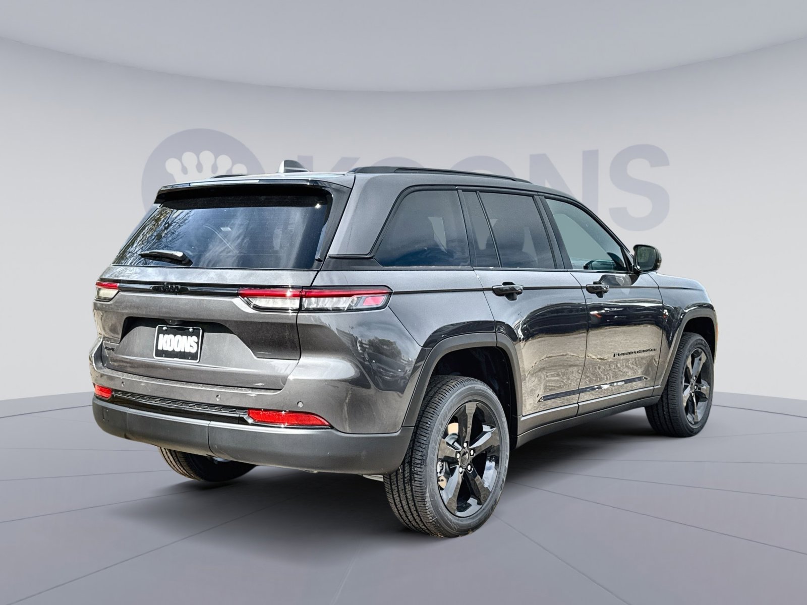 New 2025 Jeep Grand Cherokee Altitude image 7