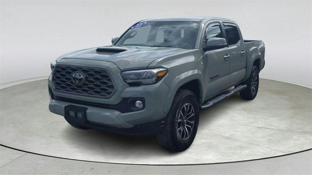 Used 2023 Toyota Tacoma TRD Sport image 3