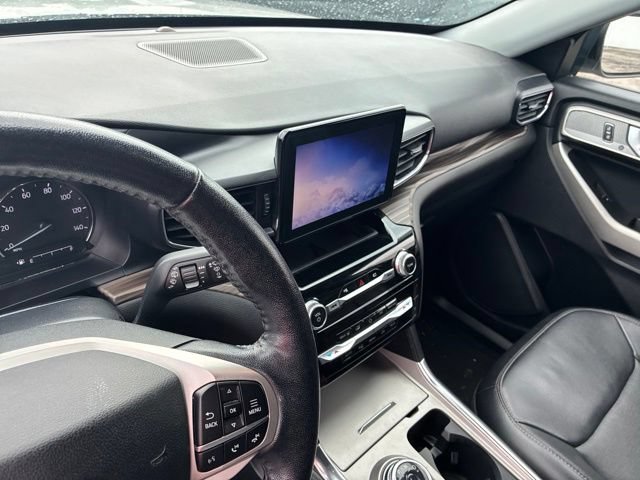 Used 2021 Ford Explorer Limited AWD/4WD image 40