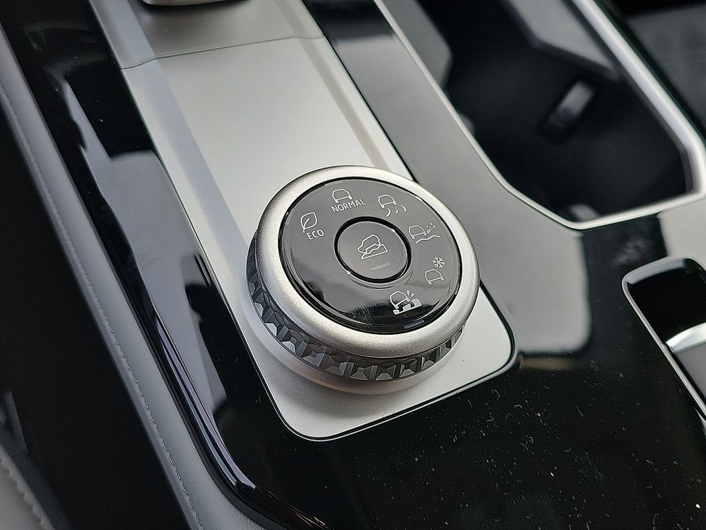 New 2026 Mitsubishi Outlander SE AWD/4WD image 15