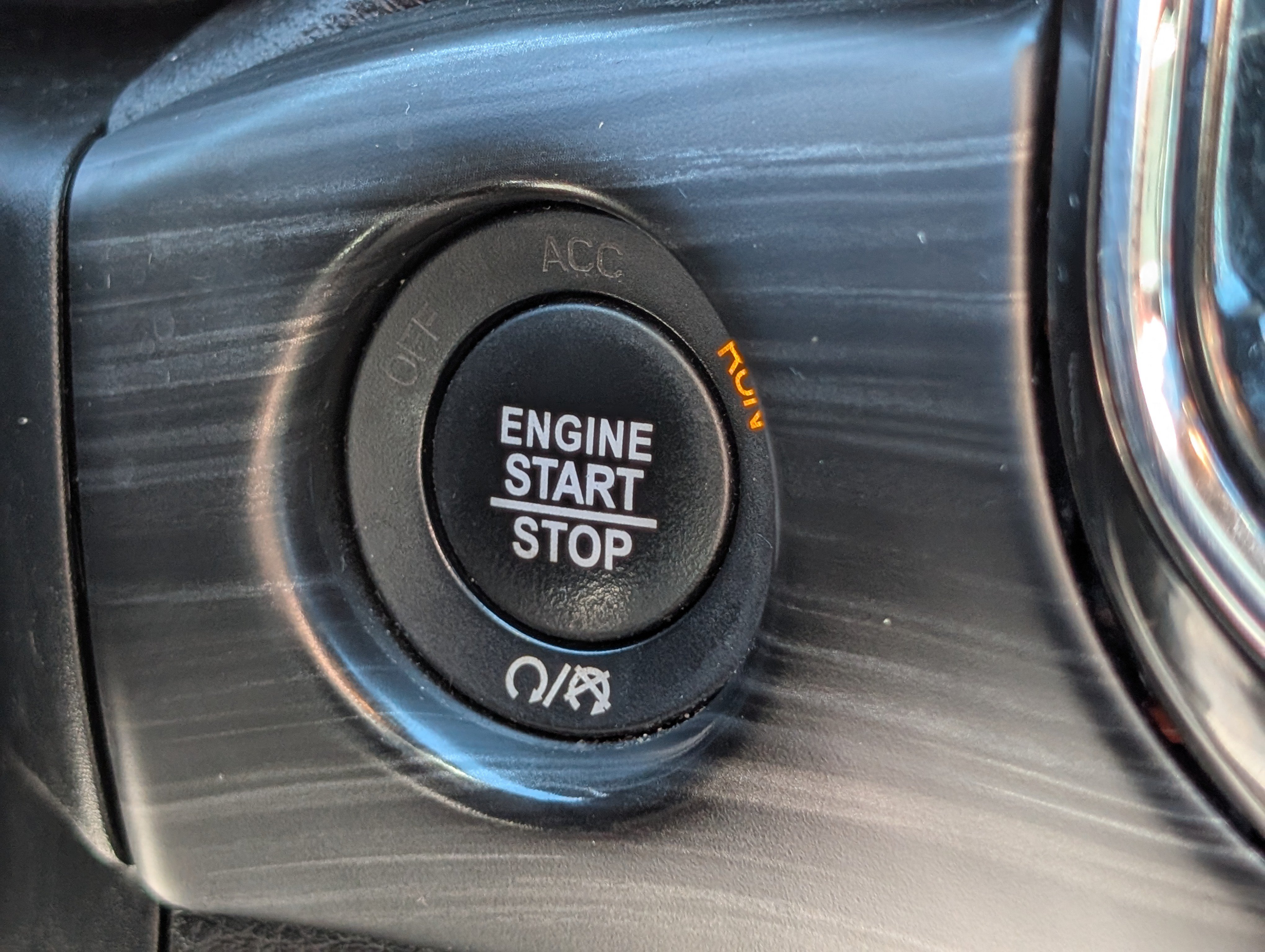 Used 2020 Jeep Grand Cherokee Altitude AWD/4WD image 26
