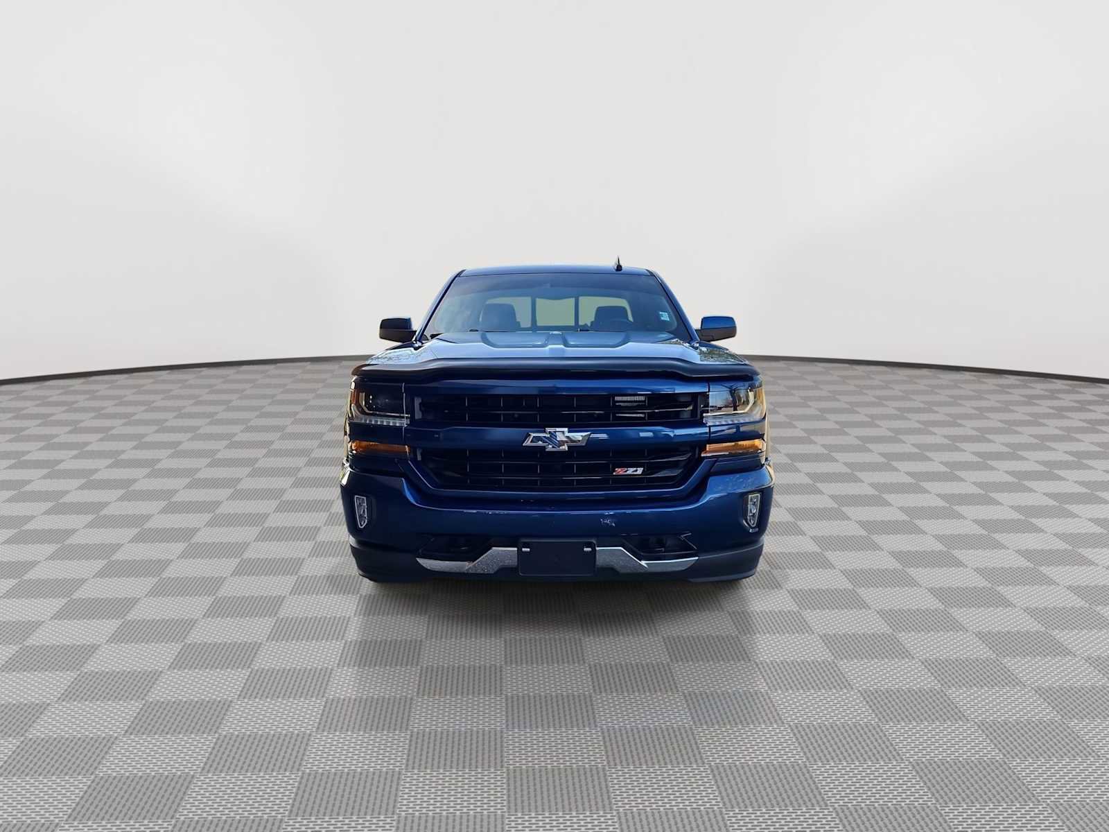 Certified 2018 Chevrolet Silverado 1500 LT w/ All Star Edition image 3
