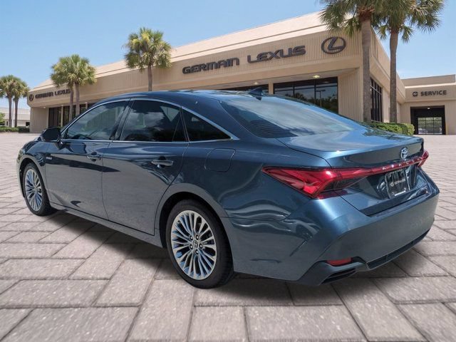 Used 2019 Toyota Avalon Limited FWD image 6