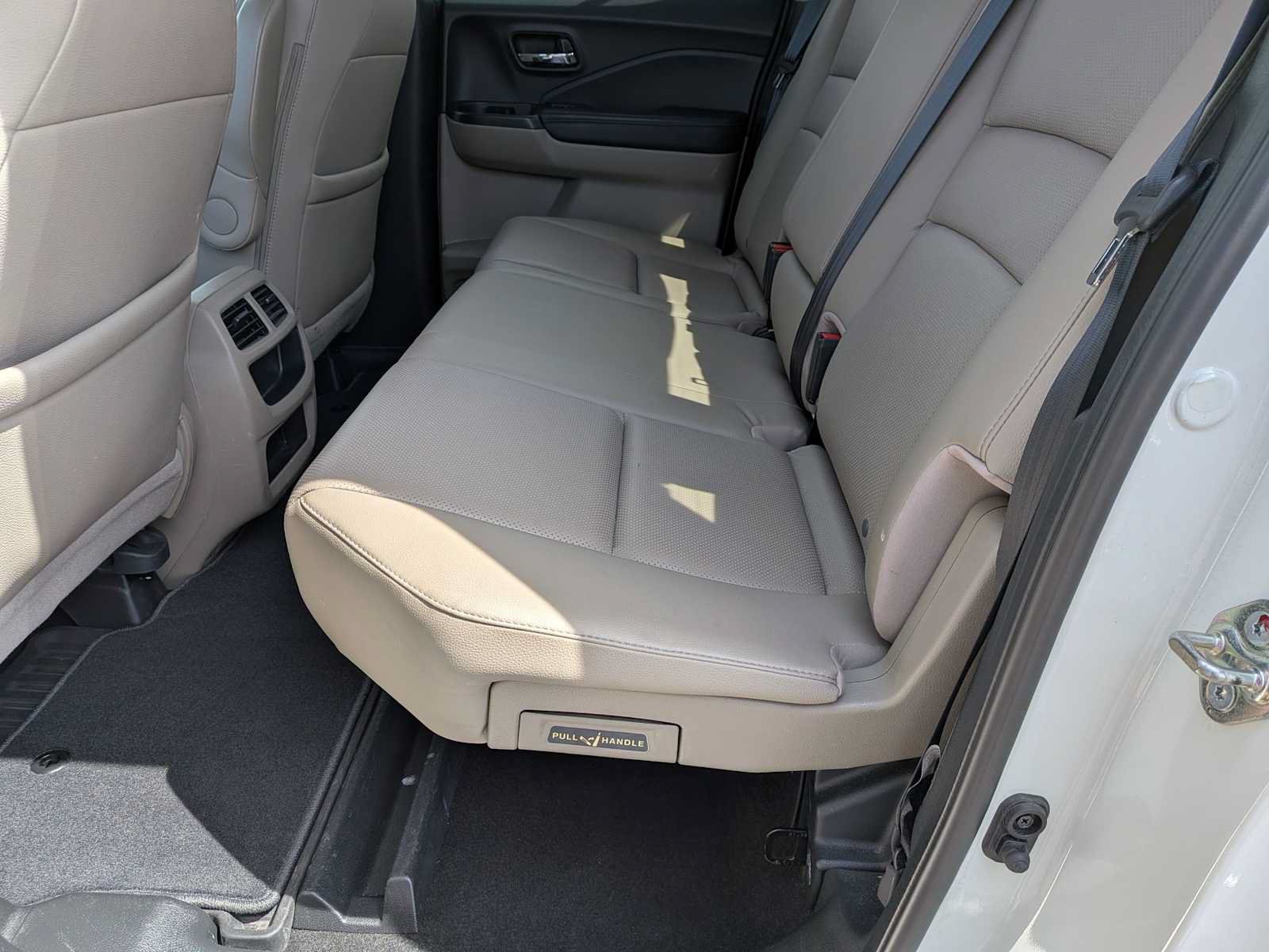 Used 2017 Honda Ridgeline RTL image 18