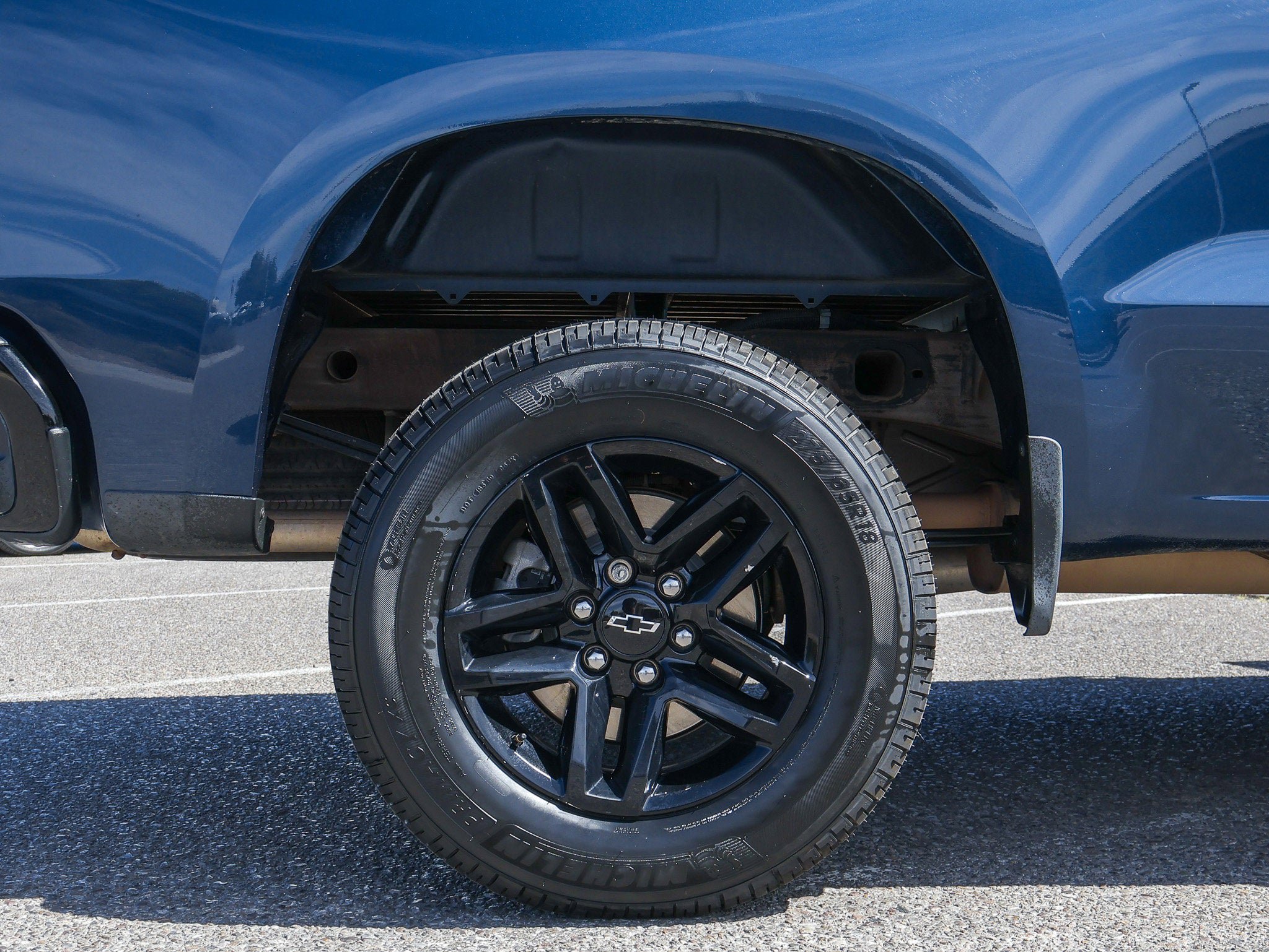 Used 2019 Chevrolet Silverado 1500 Custom Trail Boss w/ Custom Convenience Package AWD/4WD image 12