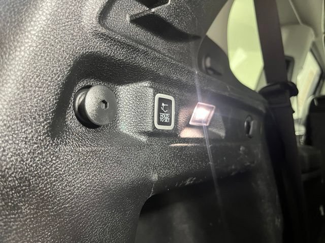 Used 2023 Jeep Grand Cherokee L Limited AWD/4WD image 46