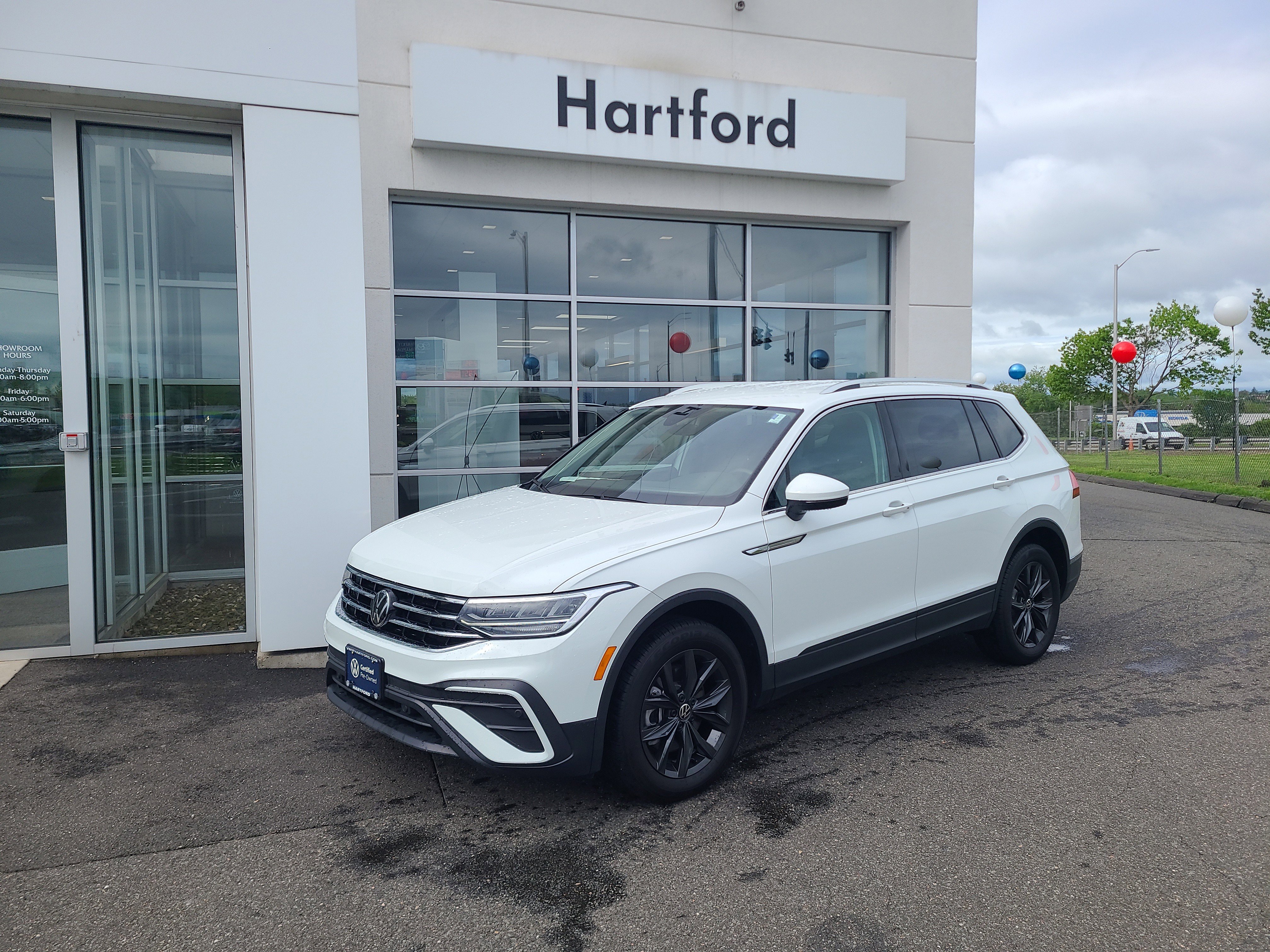 Certified 2024 Volkswagen Tiguan SE