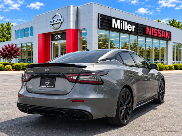 Certified 2023 Nissan Maxima SR w/ Sport Mat Group FWD image 6