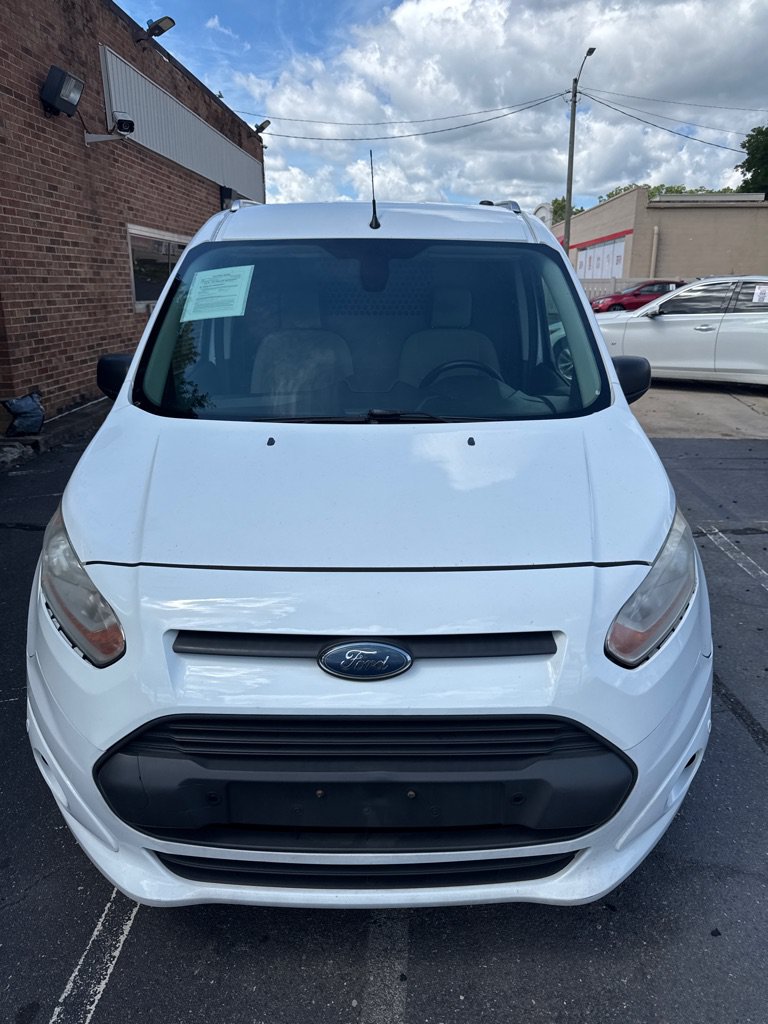 Used 2017 Ford Transit Connect XLT FWD image 2