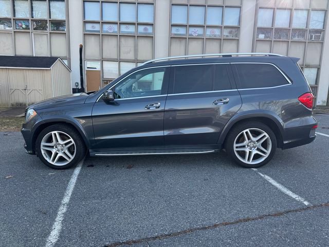 Used 2015 Mercedes-Benz GL 550 4MATIC image 3