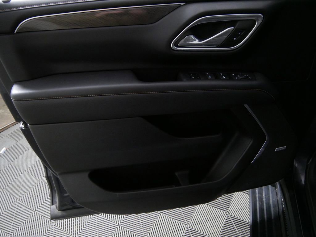 Used 2023 GMC Yukon AT4 image 13